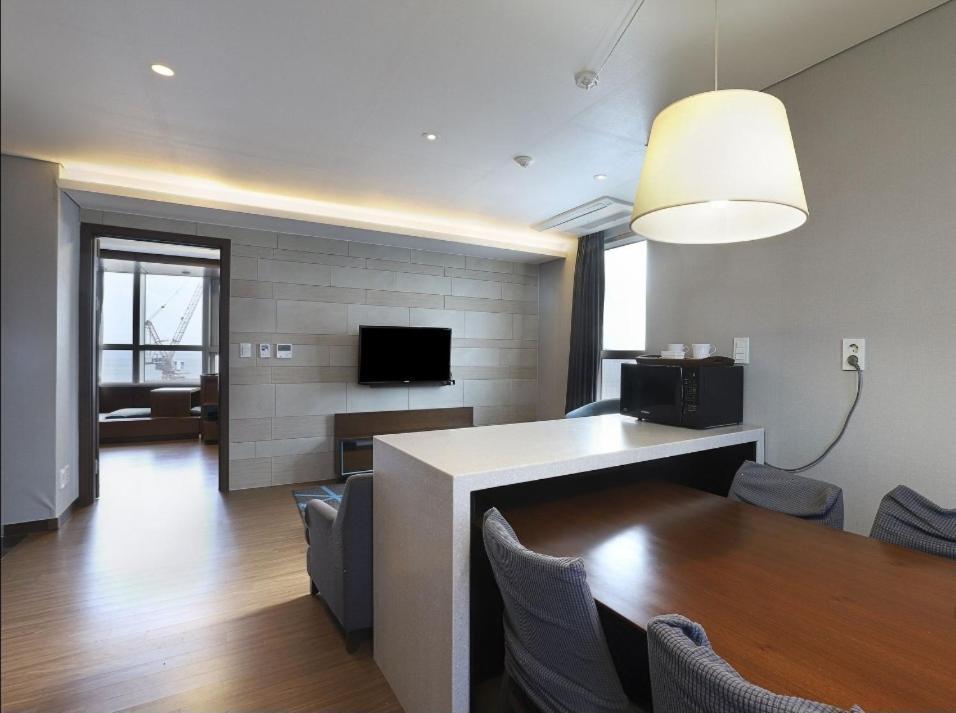 בוסאן Haeundae Wide Ocean View & Residence מראה חיצוני תמונה